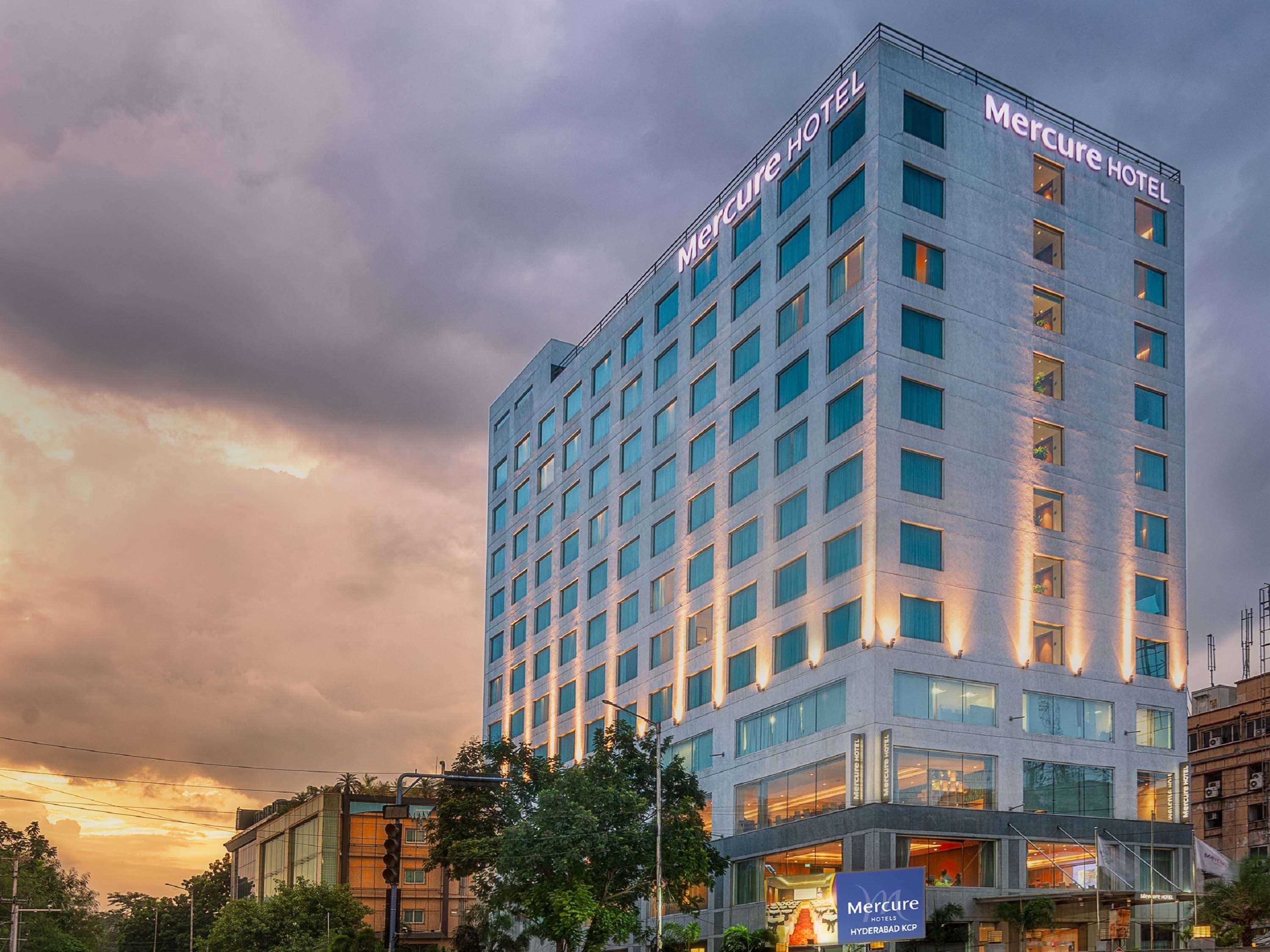 Mercure Hyderabad Kcp Banjara Hills, An Accor Hotel Exteriér fotografie Mercure Hotel, Hyderabad